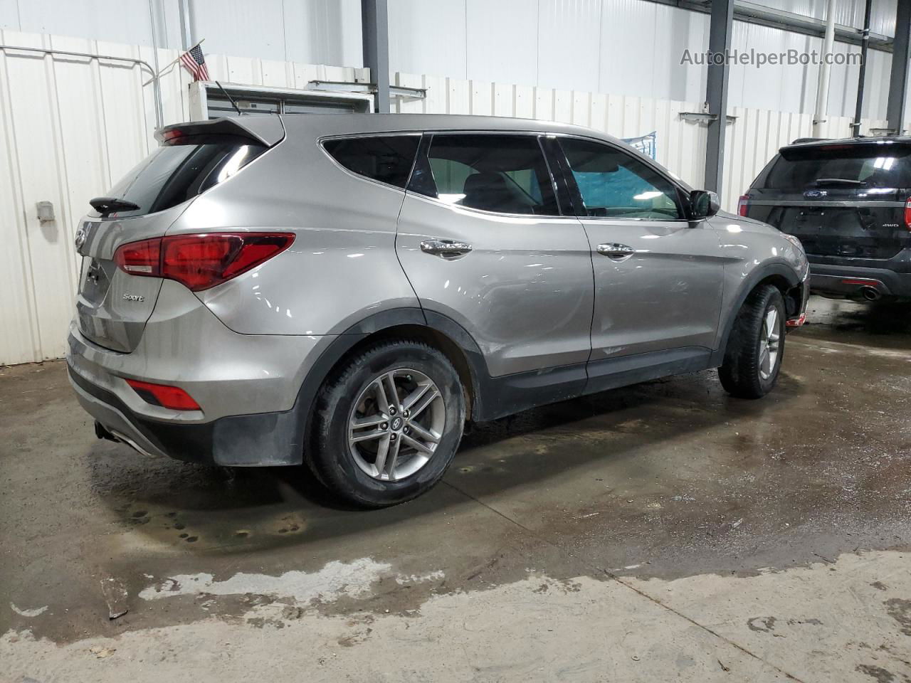 2018 Hyundai Santa Fe Sport  Серебряный vin: 5NMZT3LB4JH071619