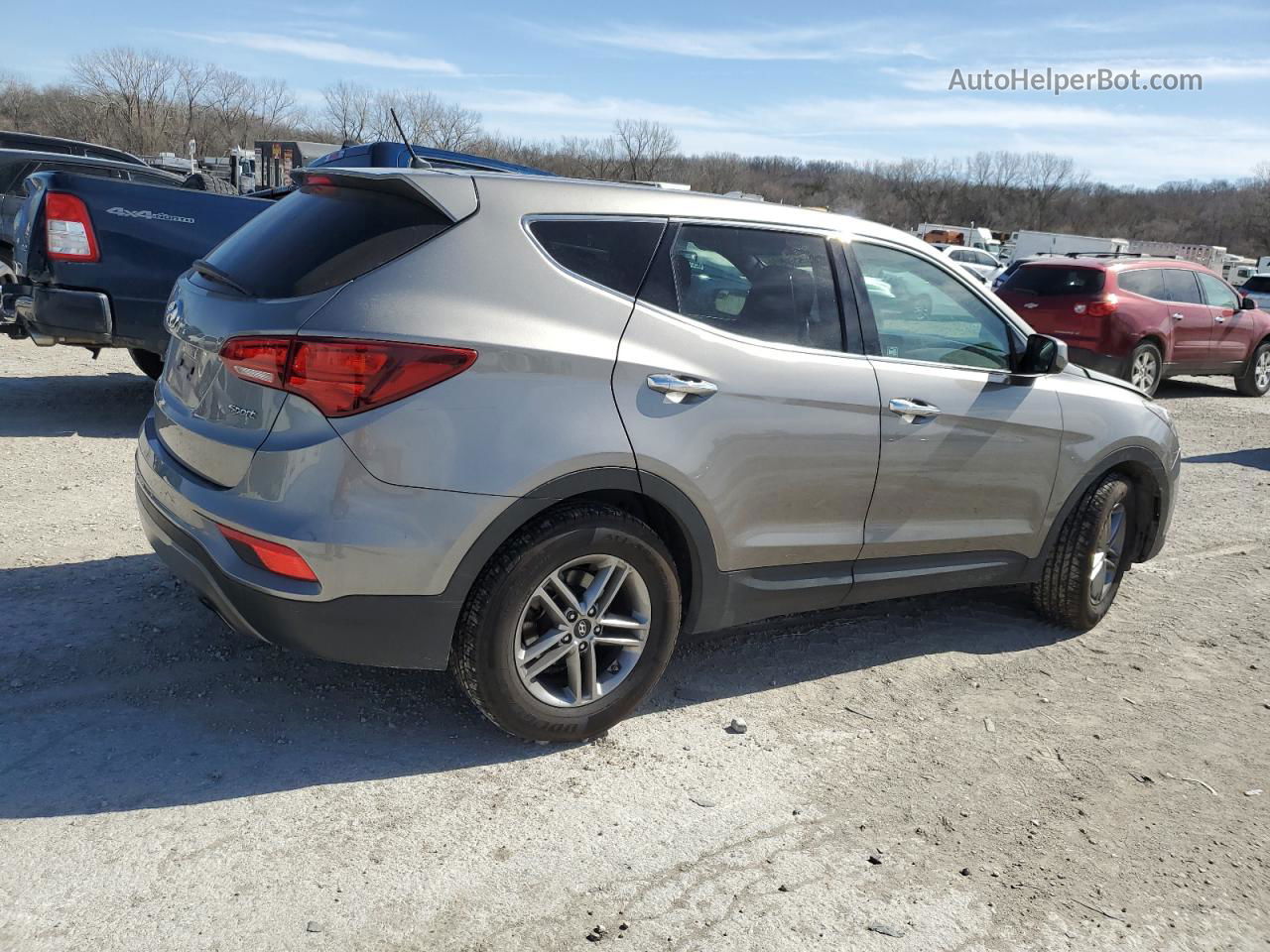 2018 Hyundai Santa Fe Sport  Gray vin: 5NMZT3LB7JH077057