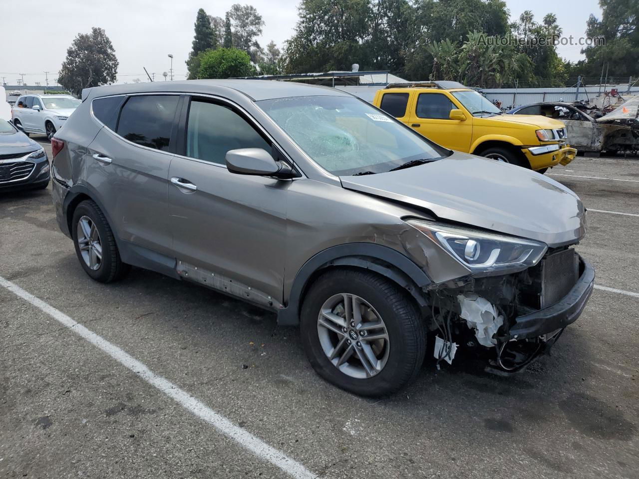 2018 Hyundai Santa Fe Sport  Brown vin: 5NMZTDLB0JH083384