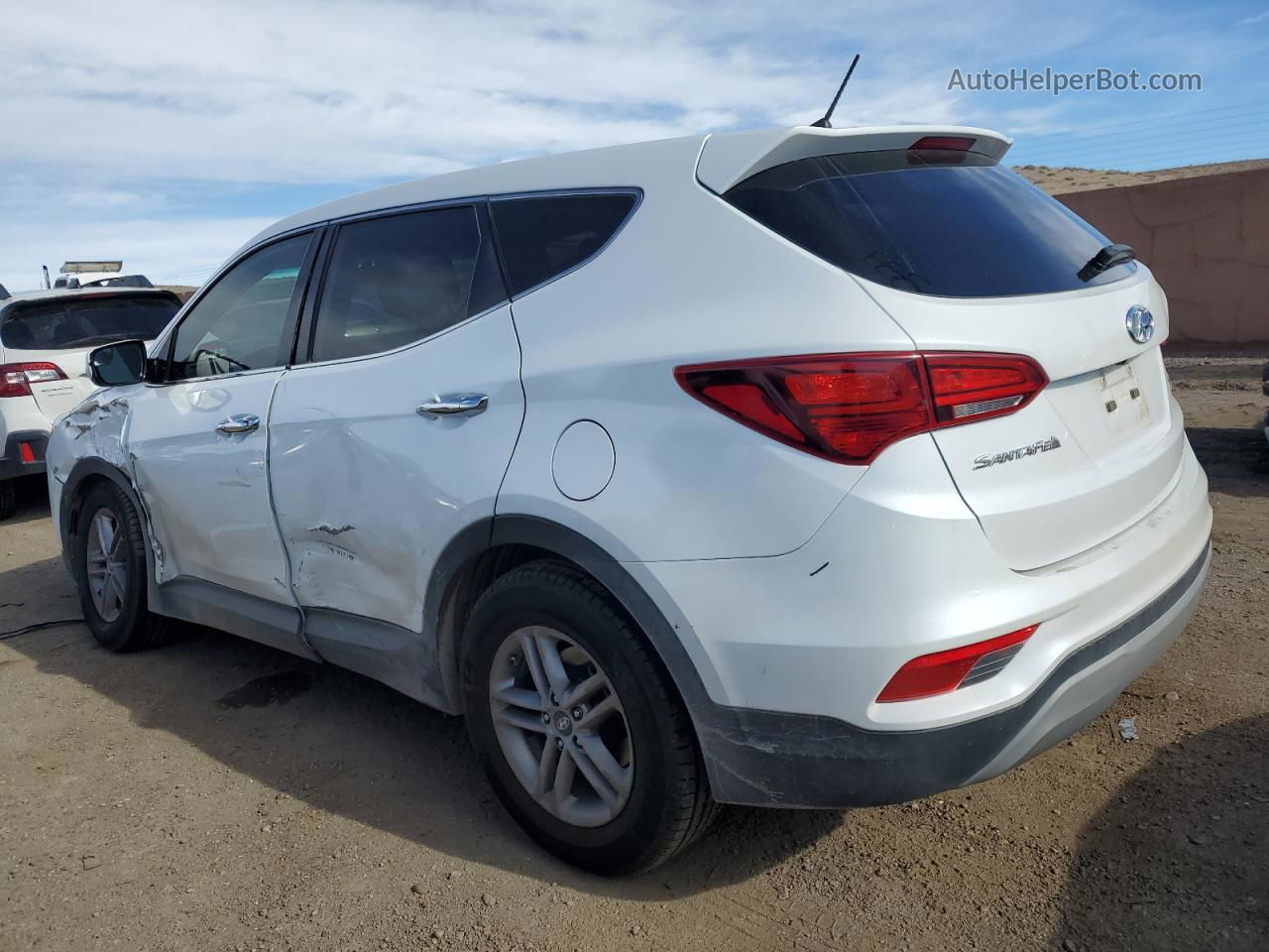 2018 Hyundai Santa Fe Sport  White vin: 5NMZTDLB6JH085284