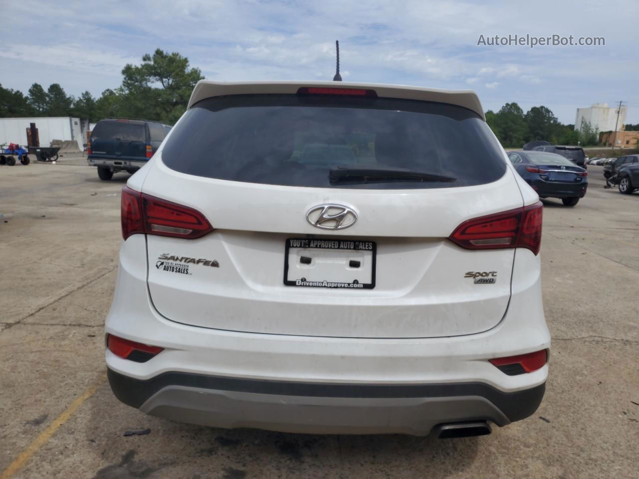 2018 Hyundai Santa Fe Sport  White vin: 5NMZTDLB6JH107977