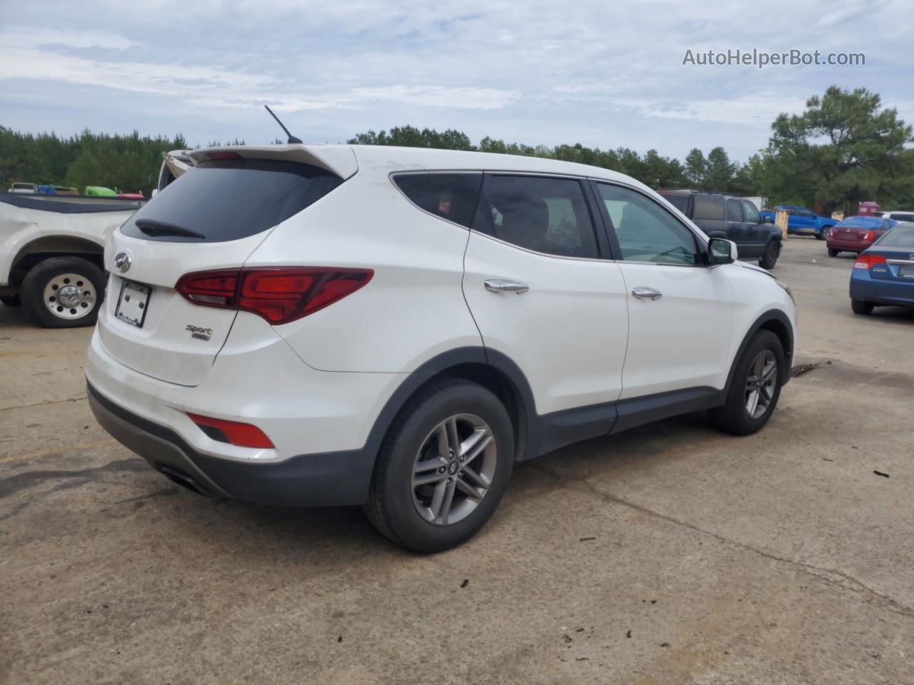 2018 Hyundai Santa Fe Sport  White vin: 5NMZTDLB6JH107977