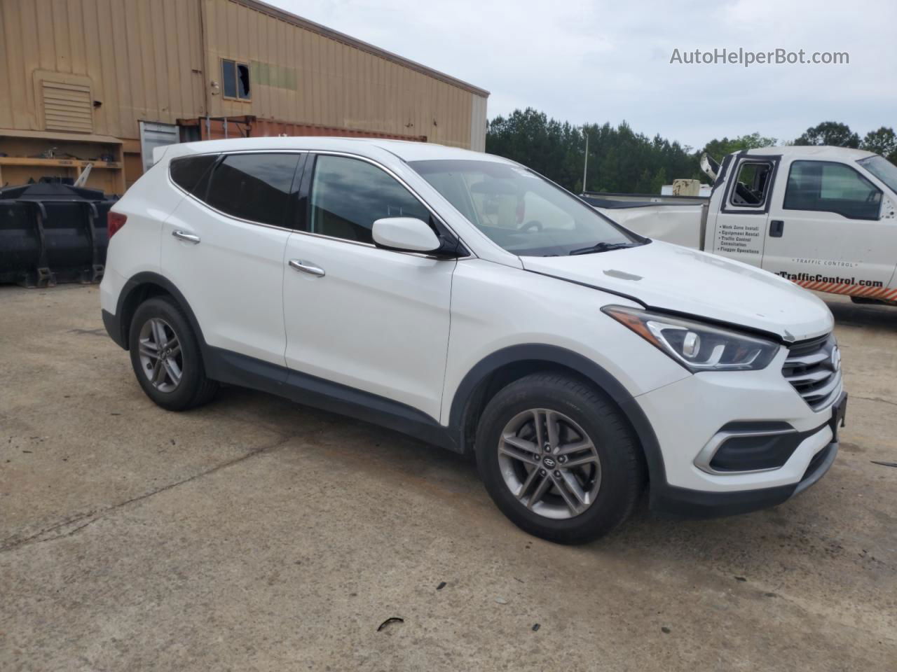 2018 Hyundai Santa Fe Sport  White vin: 5NMZTDLB6JH107977