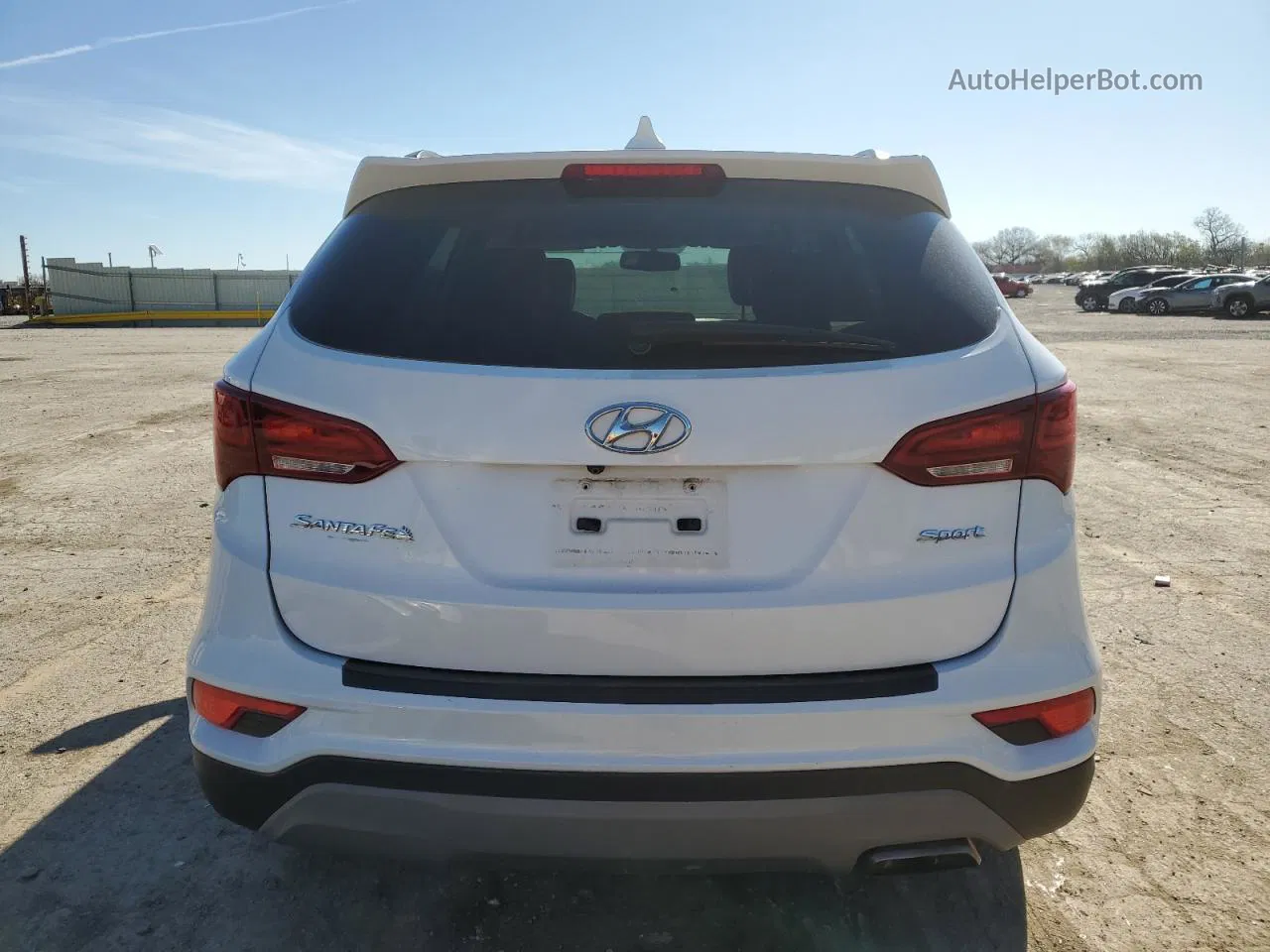 2018 Hyundai Santa Fe Sport  White vin: 5NMZU3LB0JH099110