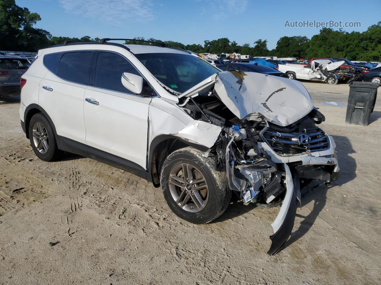 2018 Hyundai Santa Fe Sport  White vin: 5NMZU3LB3JH082284