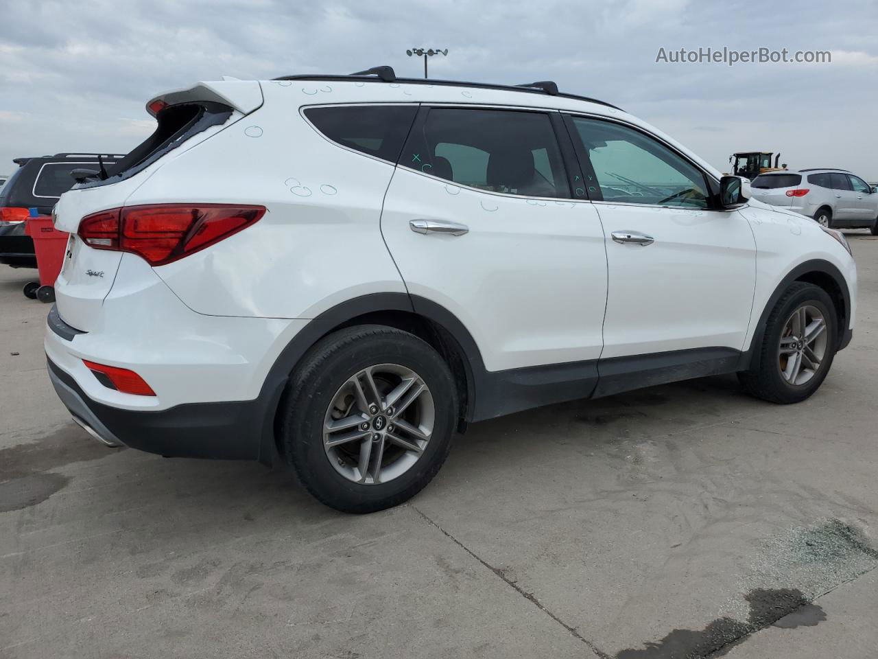 2018 Hyundai Santa Fe Sport  White vin: 5NMZU3LB4JH100078