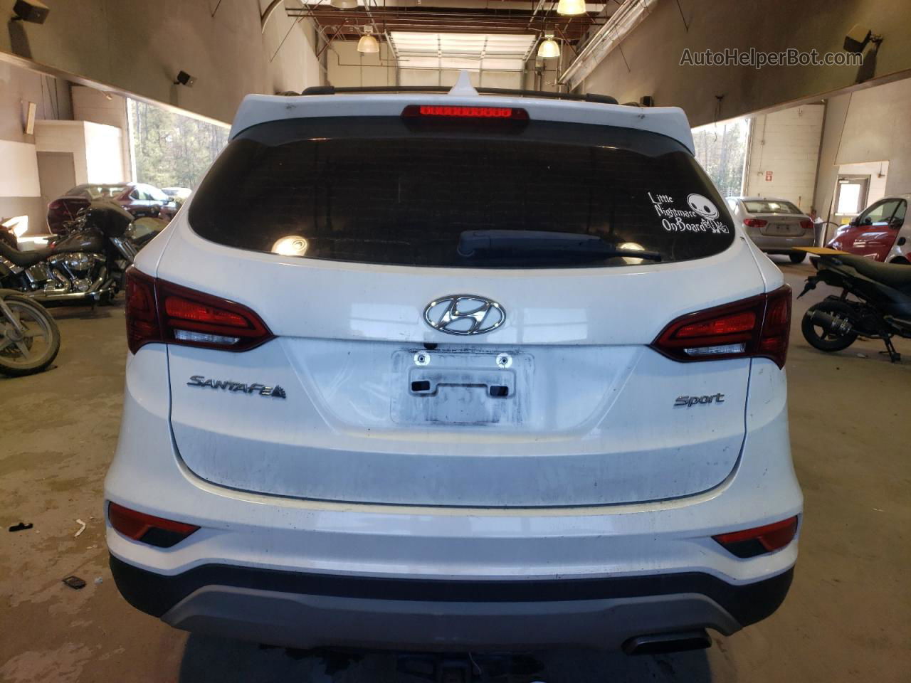 2018 Hyundai Santa Fe Sport  White vin: 5NMZU3LB8JH082281