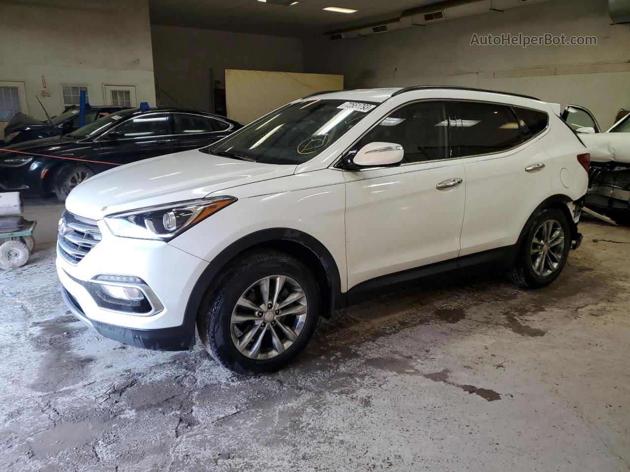 2018 Hyundai Santa Fe Sport  White vin: 5NMZU4LA2JH090888