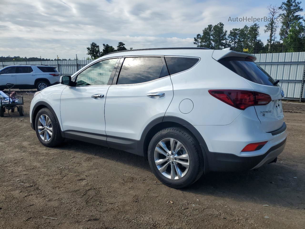 2018 Hyundai Santa Fe Sport  White vin: 5NMZU4LA9JH073926