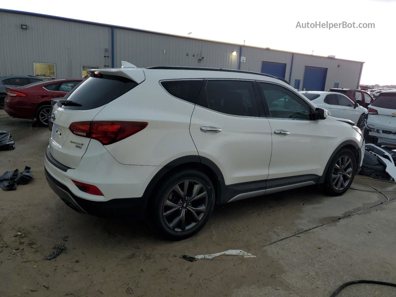 2018 Hyundai Santa Fe Sport  Белый vin: 5NMZW4LA7JH092842