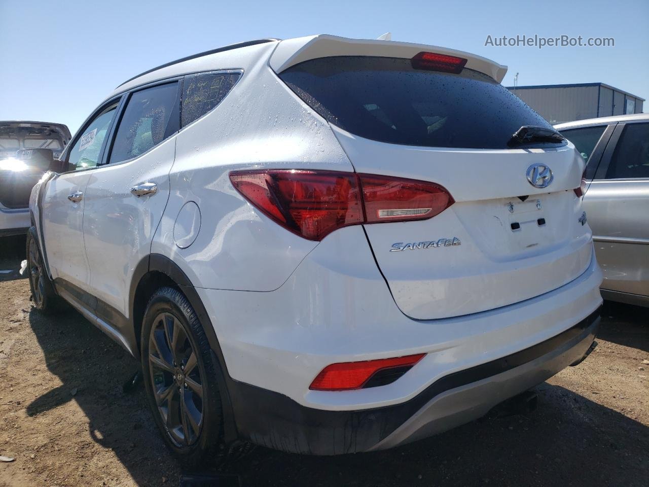 2018 Hyundai Santa Fe Sport  White vin: 5NMZWDLA8JH100799