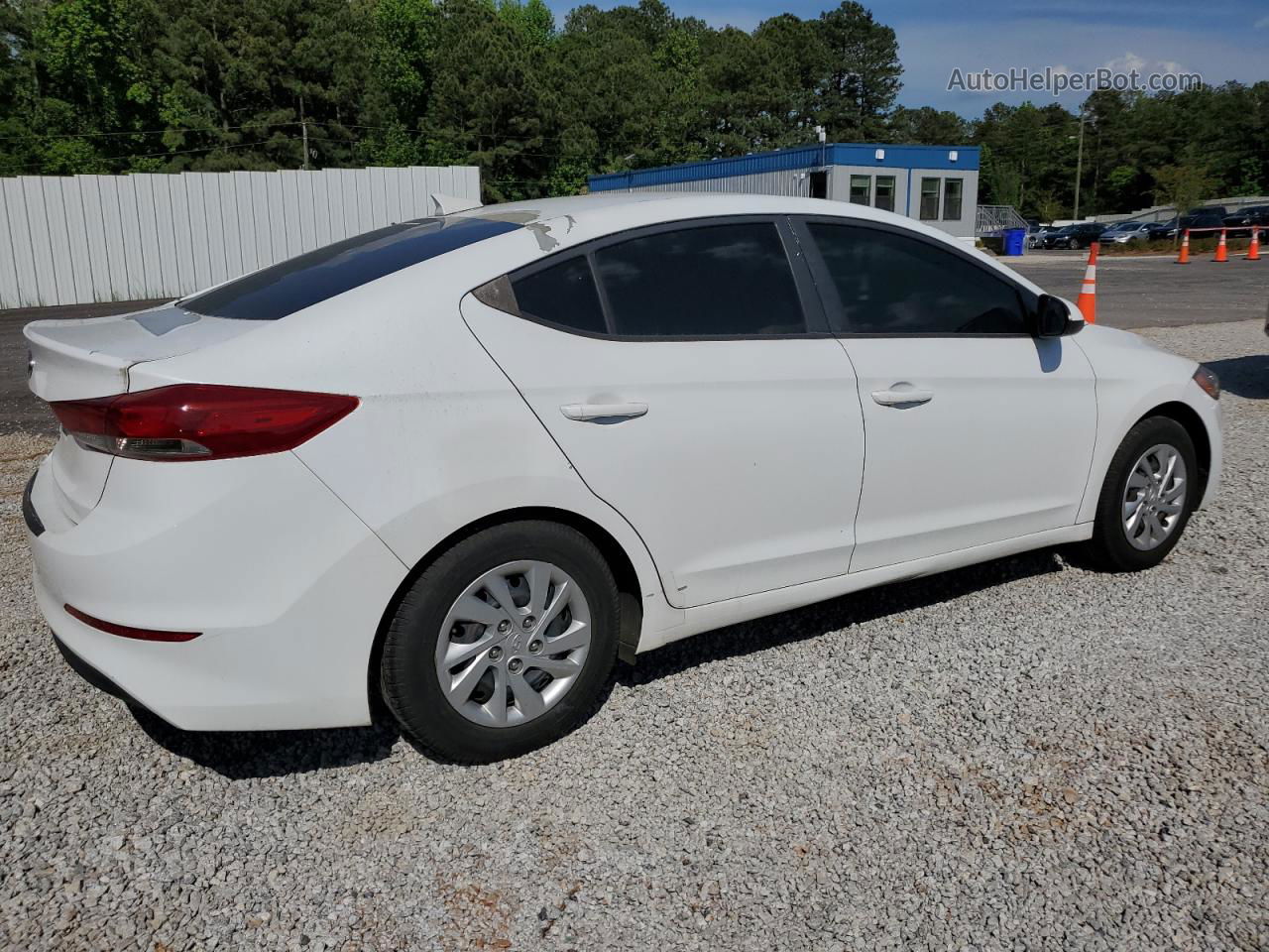 2017 Hyundai Elantra Se White vin: 5NPD74LF0HH139175