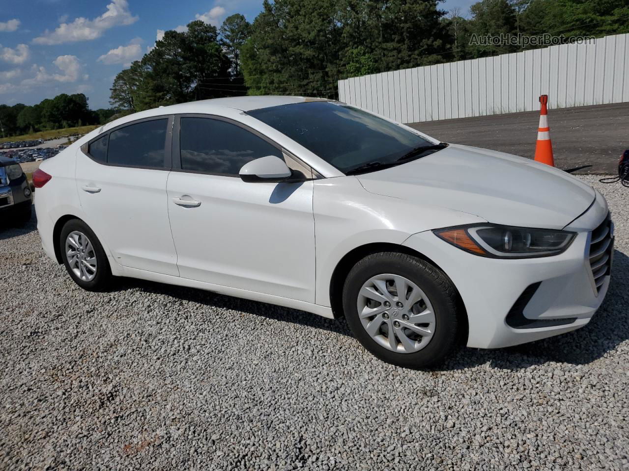 2017 Hyundai Elantra Se White vin: 5NPD74LF0HH139175