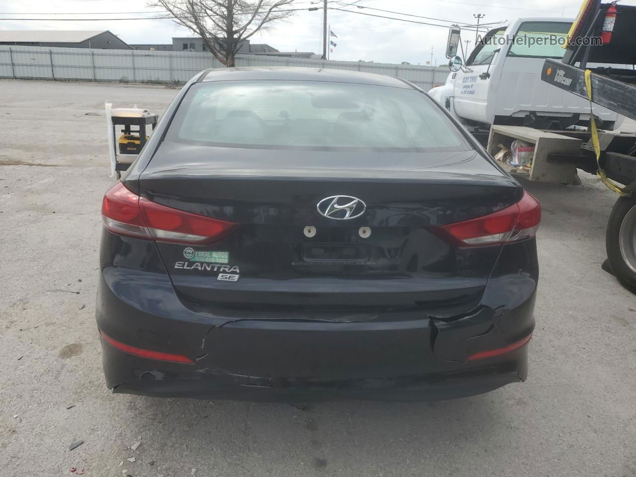 2018 Hyundai Elantra Se Черный vin: 5NPD74LF0JH234003