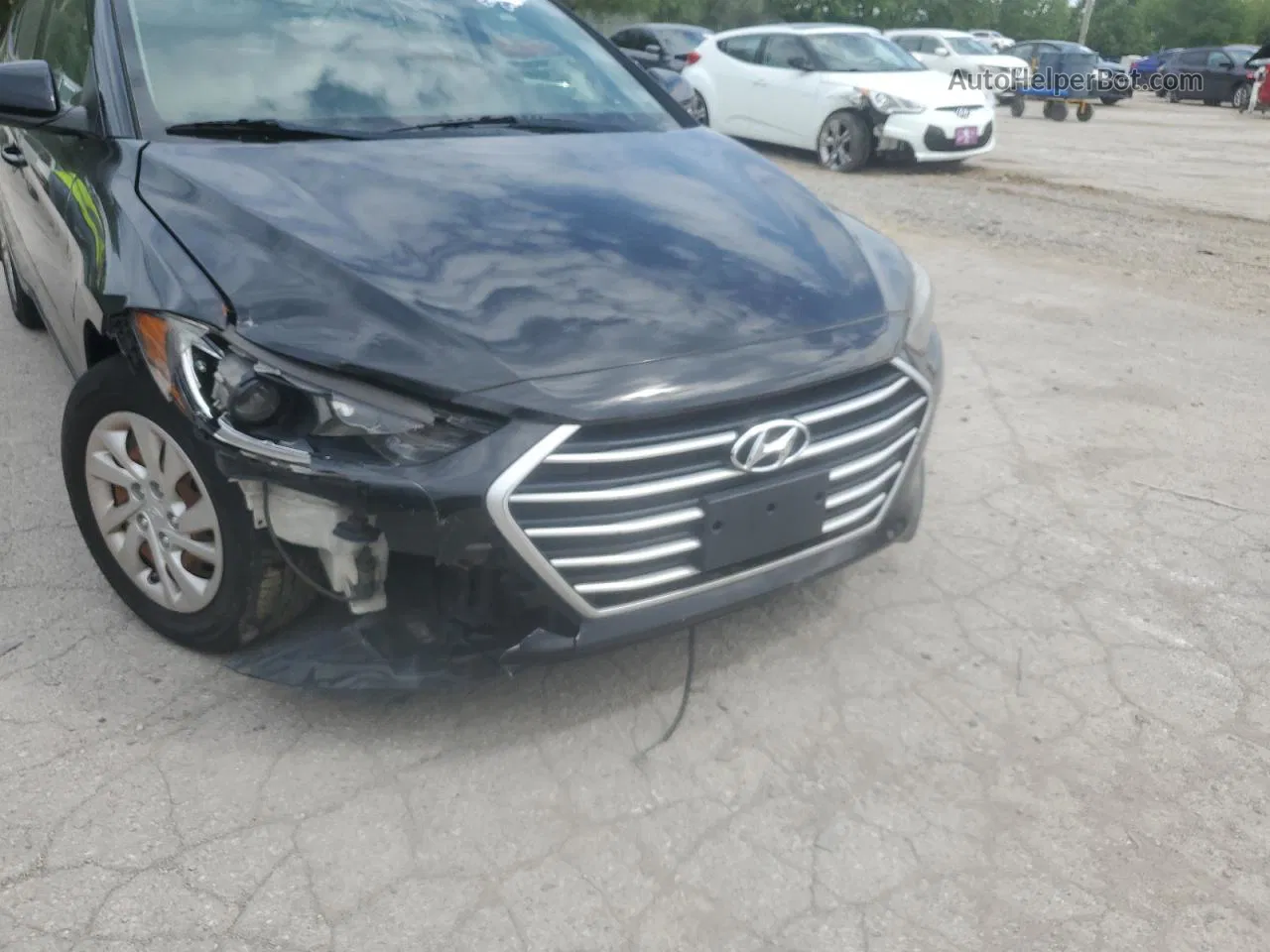 2018 Hyundai Elantra Se Черный vin: 5NPD74LF0JH234003