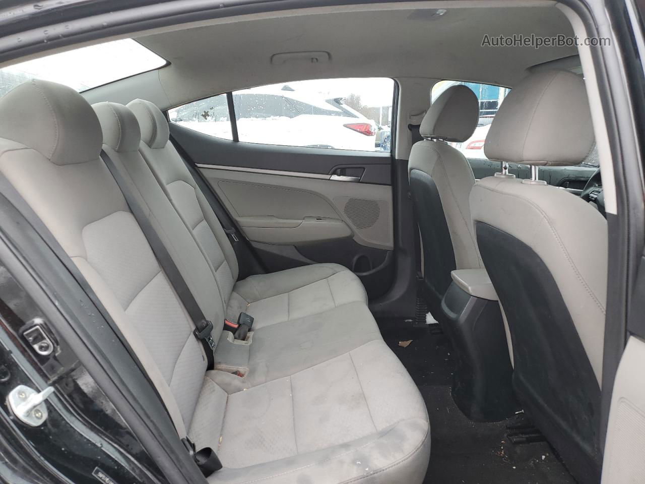 2019 Hyundai Elantra Se Черный vin: 5NPD74LF0KH410419