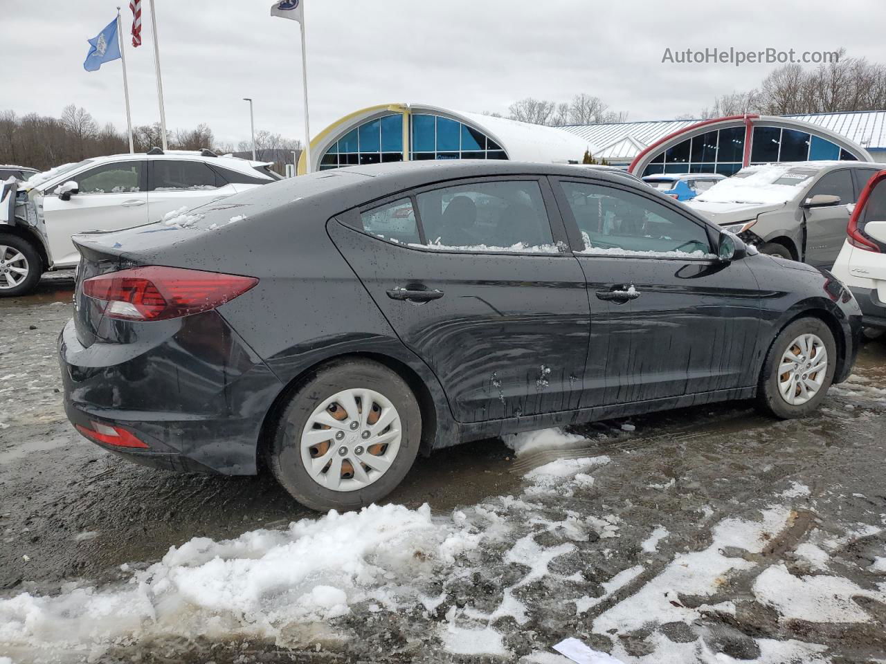 2019 Hyundai Elantra Se Black vin: 5NPD74LF0KH410419