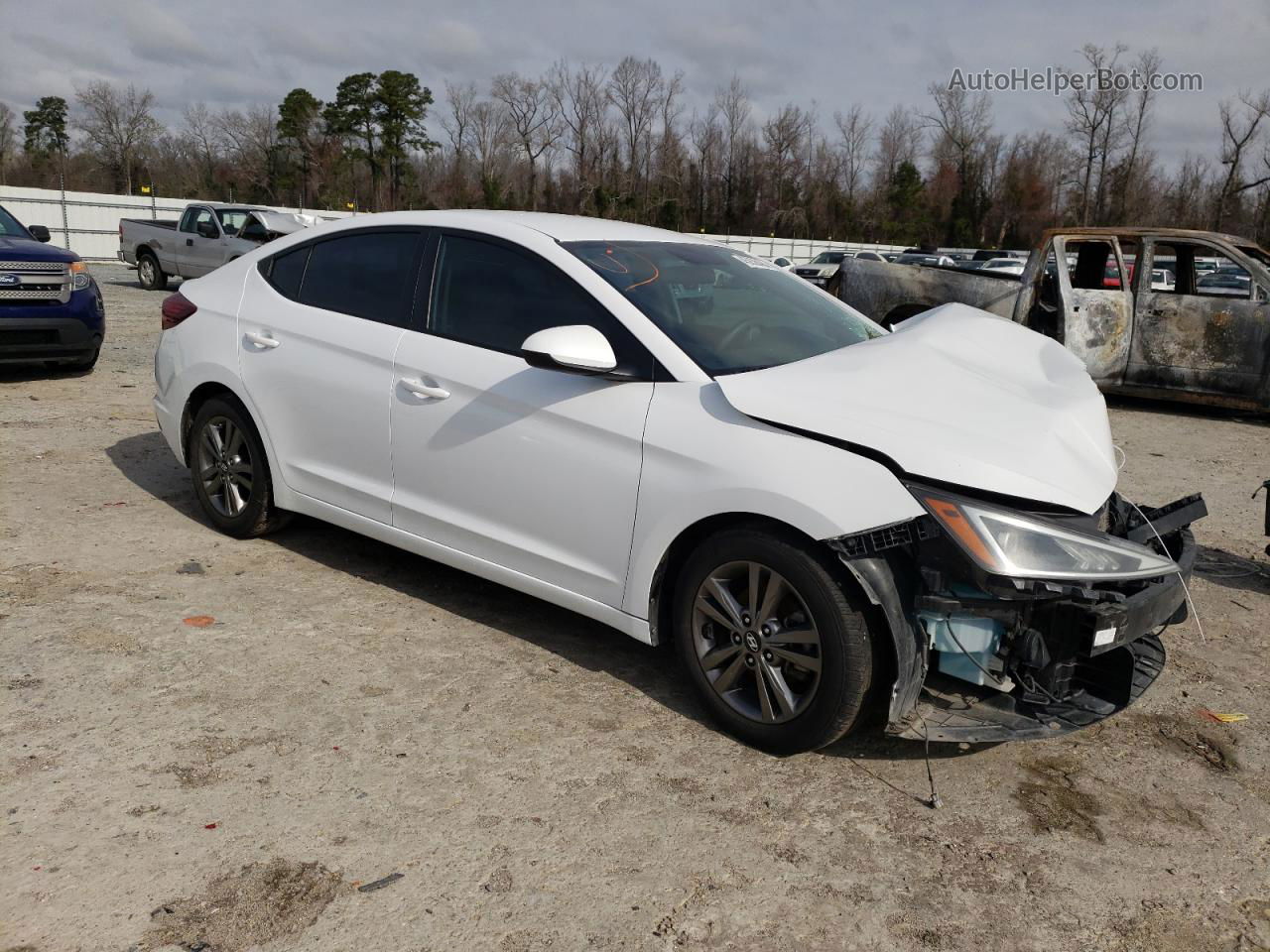 2019 Hyundai Elantra Se White vin: 5NPD74LF0KH426023