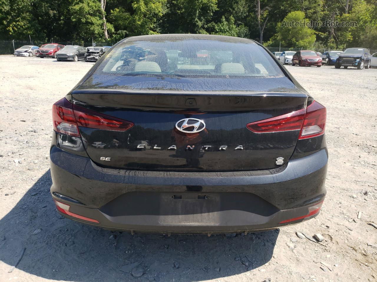 2019 Hyundai Elantra Se Black vin: 5NPD74LF0KH453836