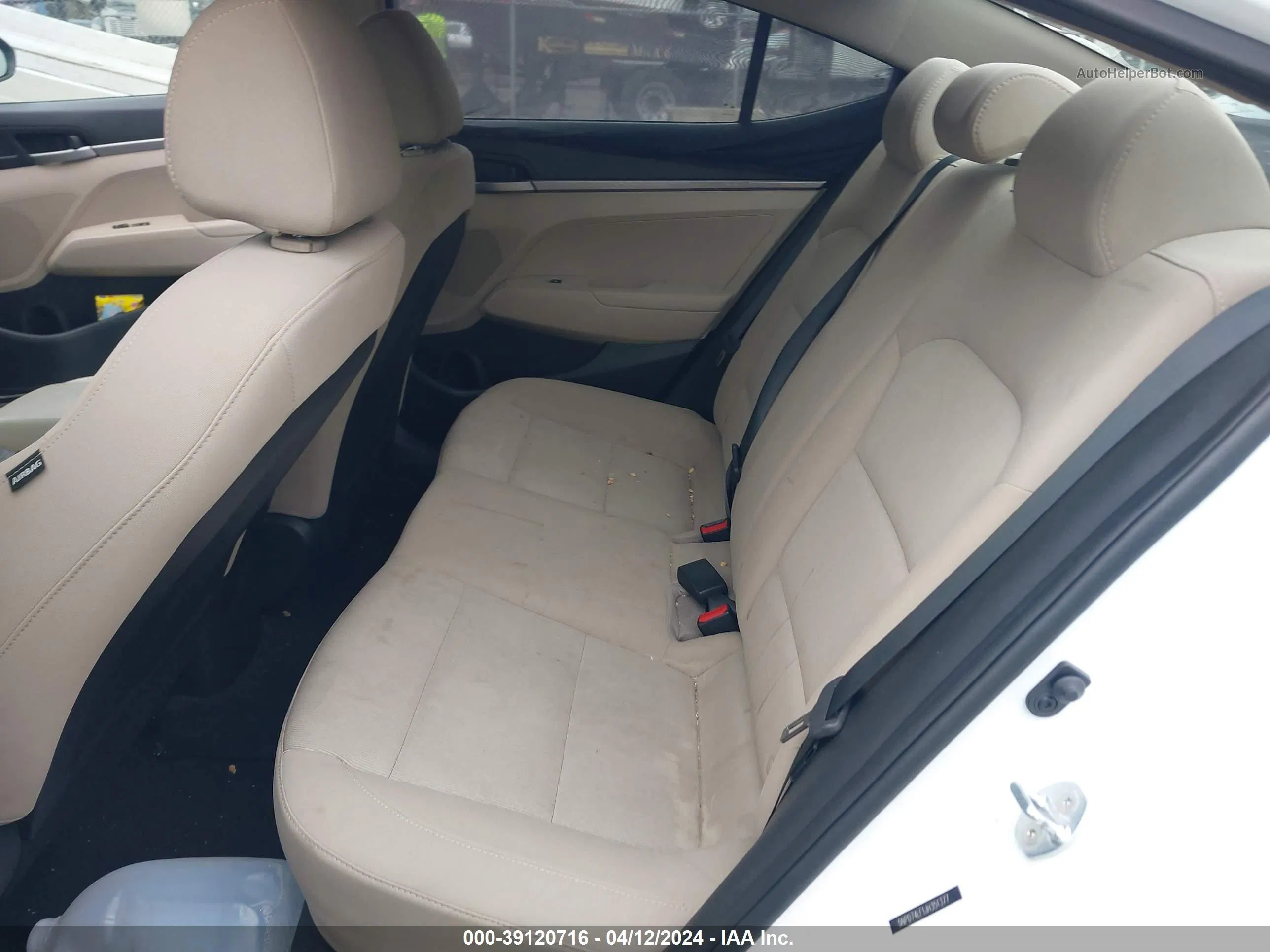 2018 Hyundai Elantra Se White vin: 5NPD74LF1JH351377