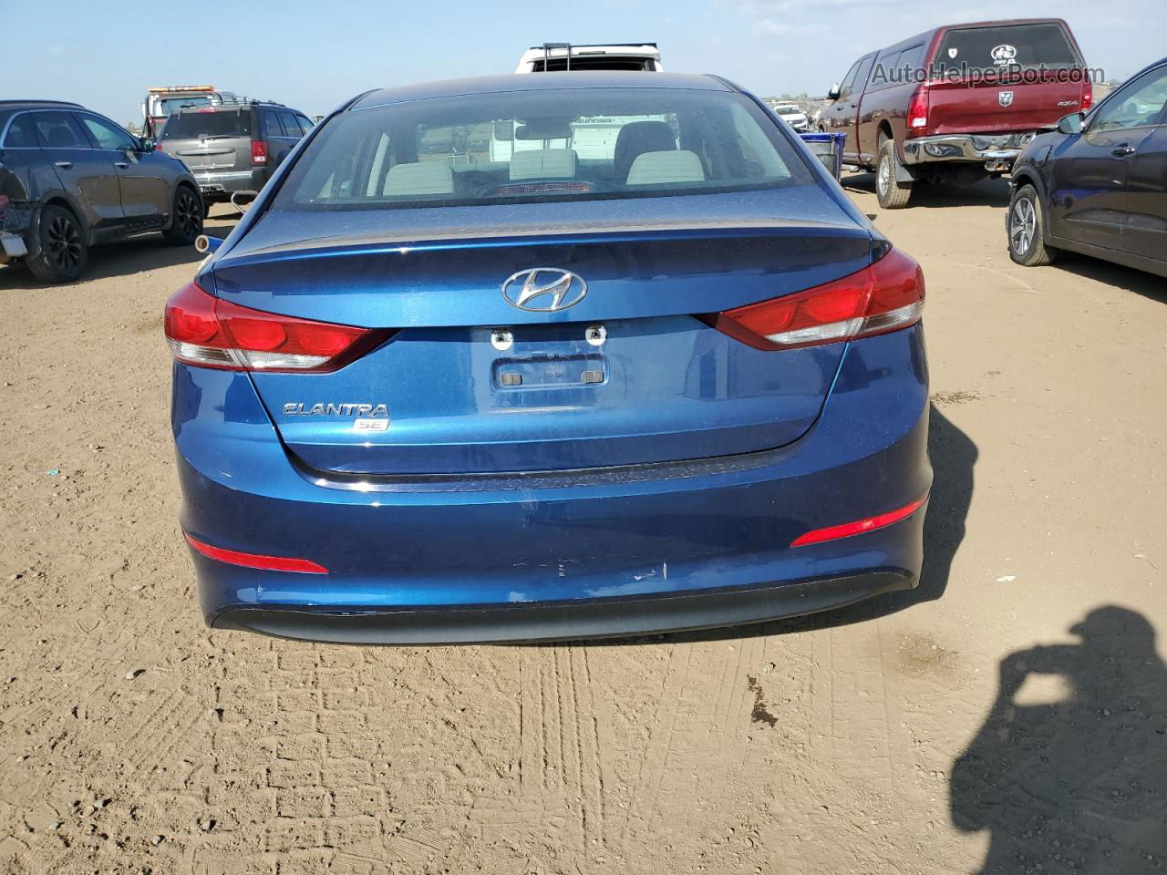 2018 Hyundai Elantra Se Blue vin: 5NPD74LF1JH355073