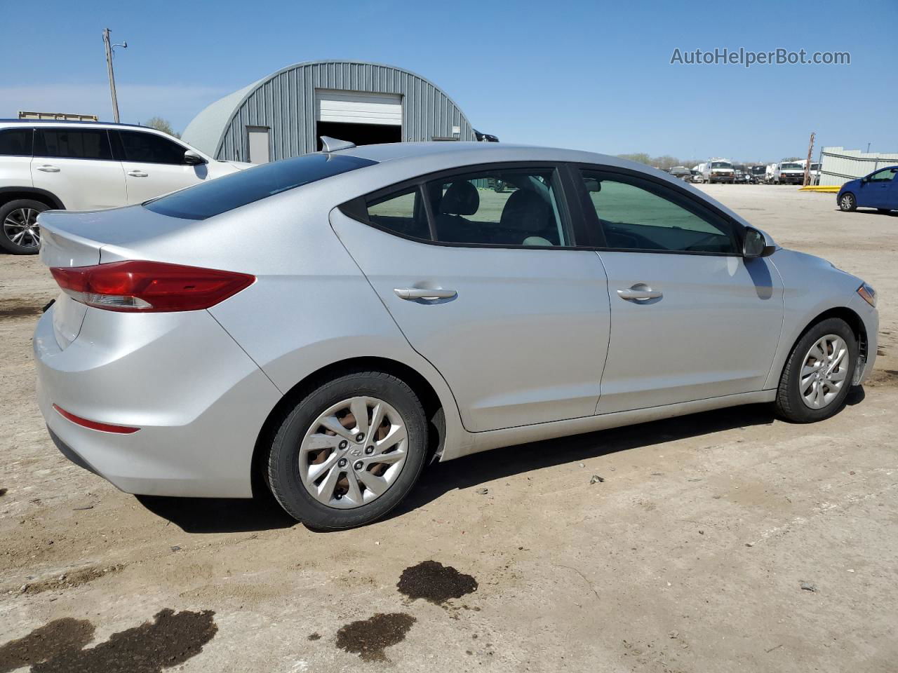 2017 Hyundai Elantra Se Silver vin: 5NPD74LF2HH127271