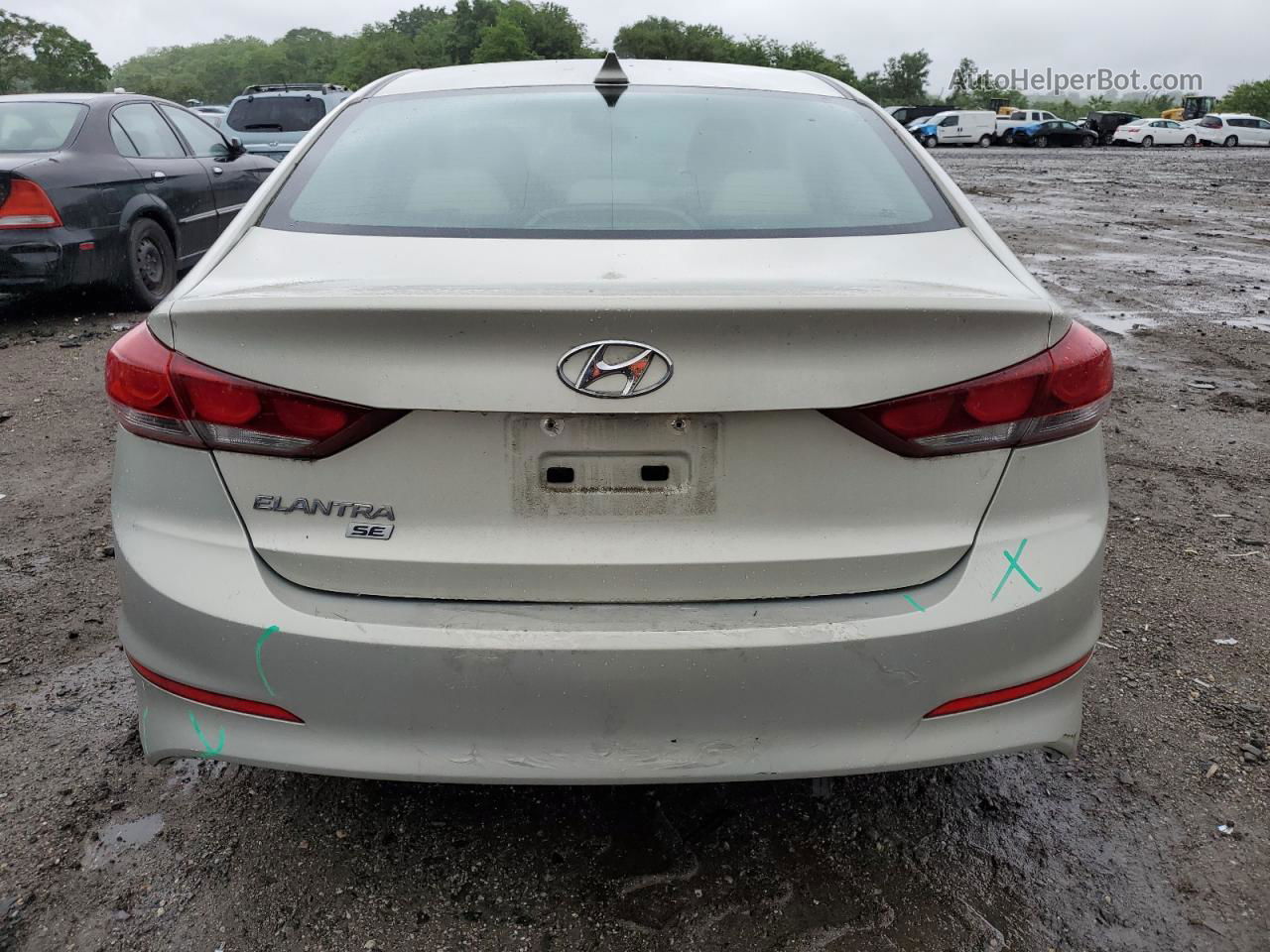 2017 Hyundai Elantra Se Silver vin: 5NPD74LF2HH146175