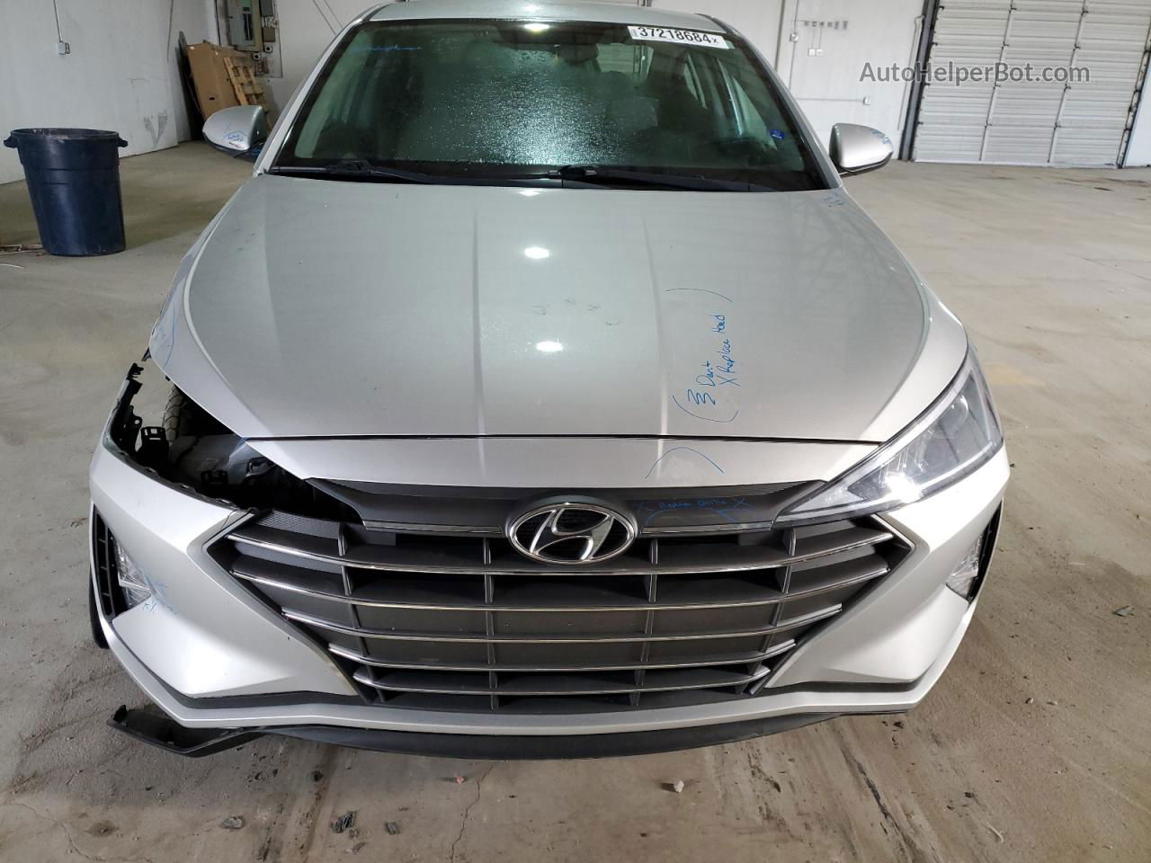 2019 Hyundai Elantra Se Серебряный vin: 5NPD74LF2KH469133