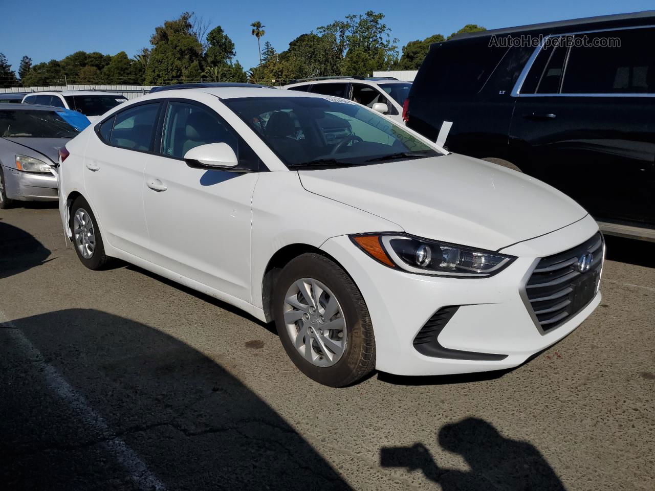 2017 Hyundai Elantra Se White vin: 5NPD74LF3HH091736