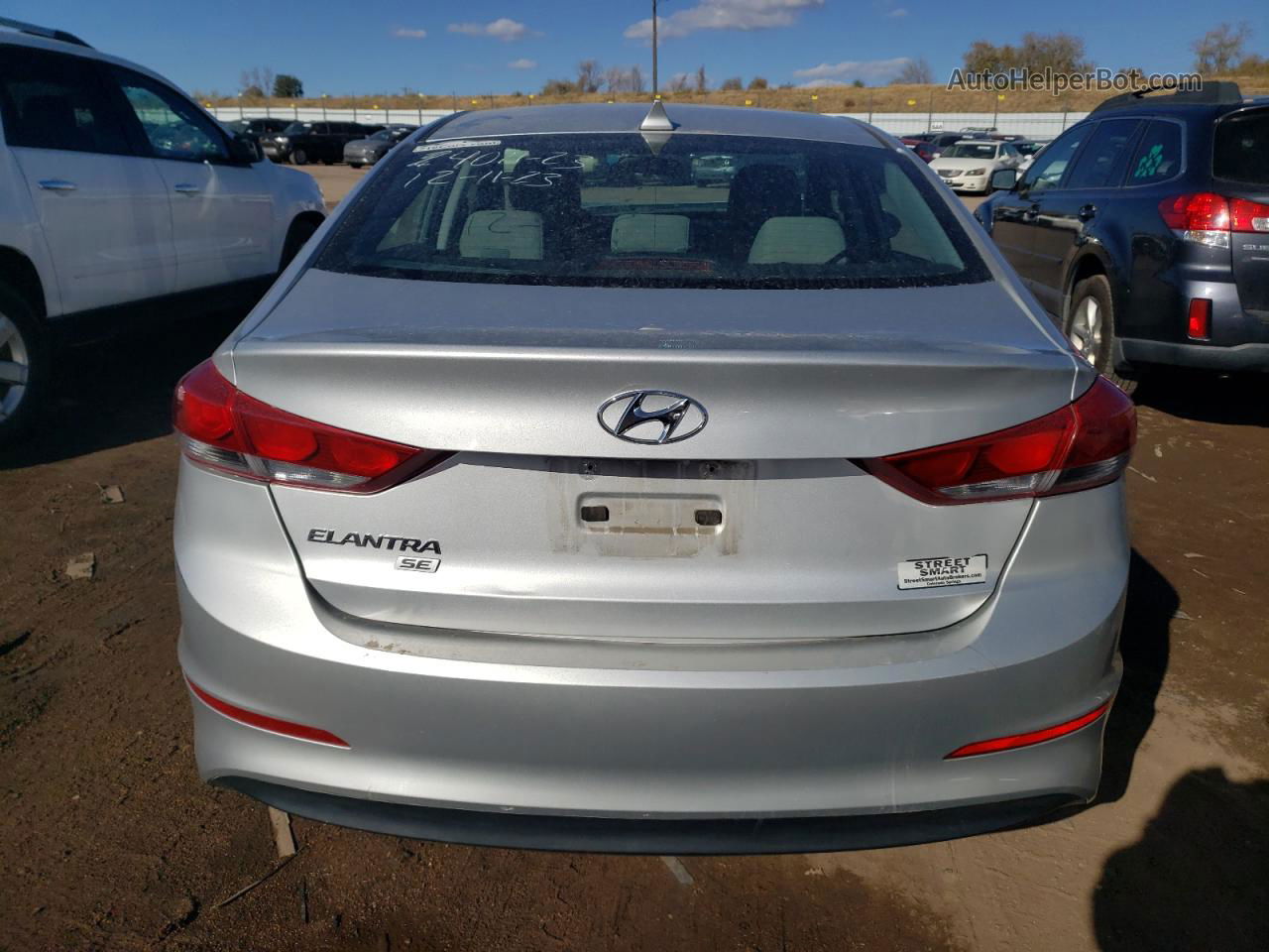 2017 Hyundai Elantra Se Silver vin: 5NPD74LF3HH135637