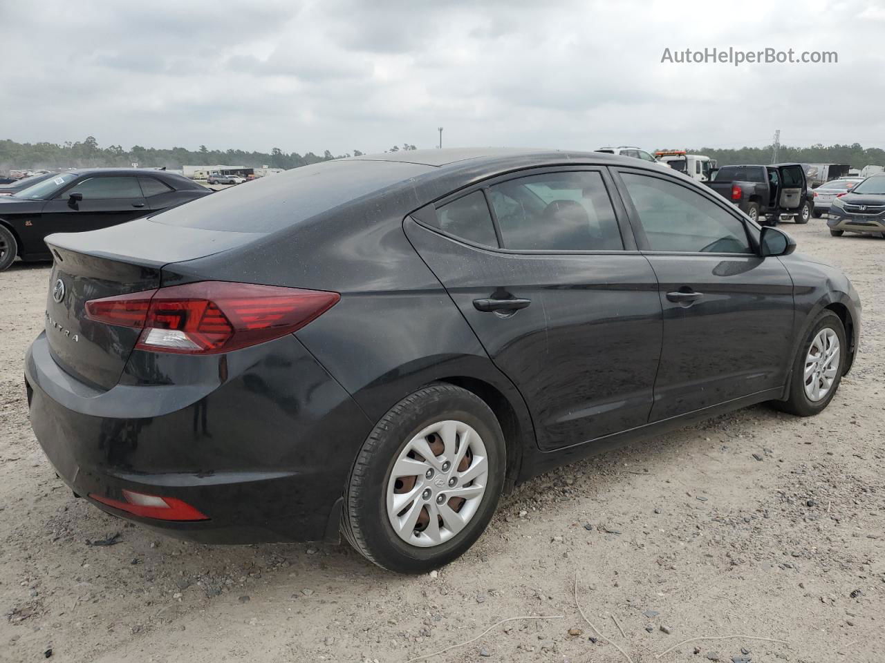 2019 Hyundai Elantra Se Black vin: 5NPD74LF3KH477189