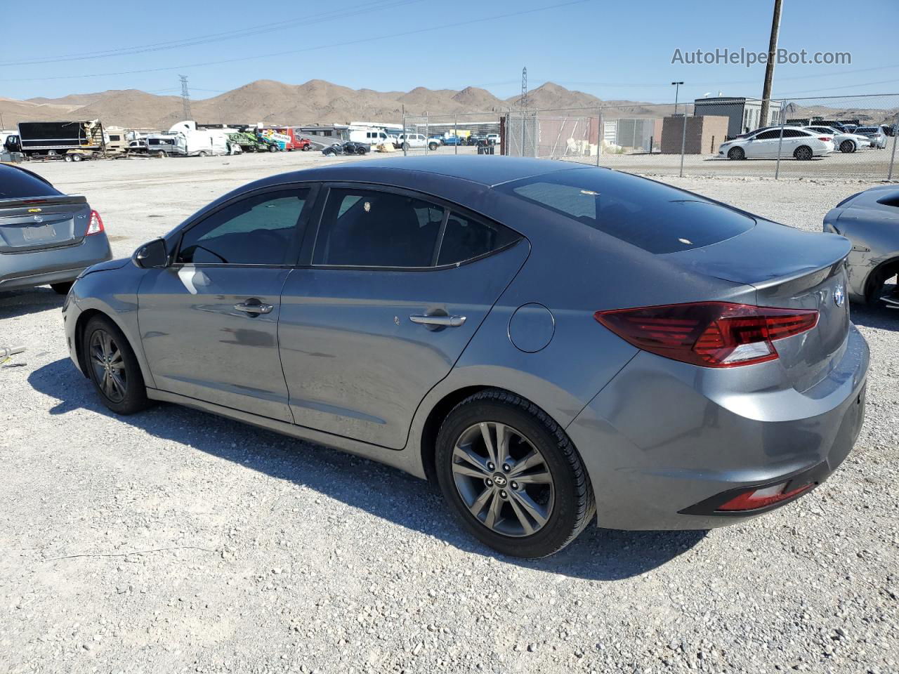 2019 Hyundai Elantra Se Gray vin: 5NPD74LF3KH482456