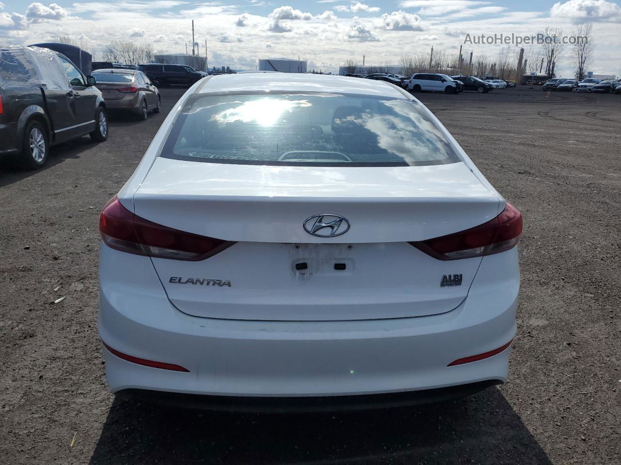 2017 Hyundai Elantra Se White vin: 5NPD74LF4HH058356