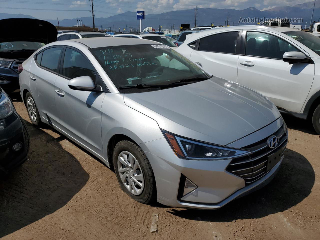 2019 Hyundai Elantra Se Silver vin: 5NPD74LF4KH473636