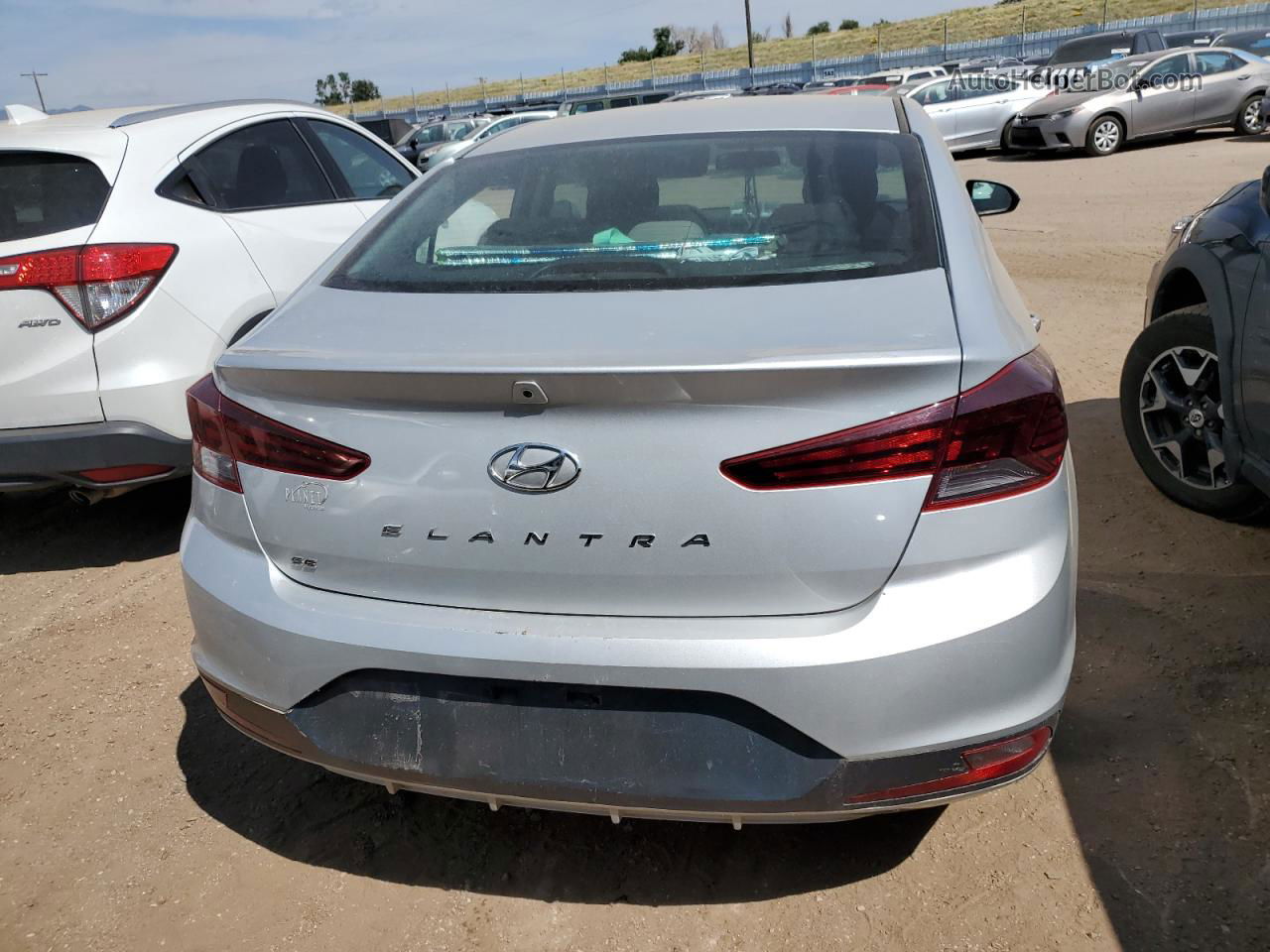 2019 Hyundai Elantra Se Серебряный vin: 5NPD74LF4KH473636