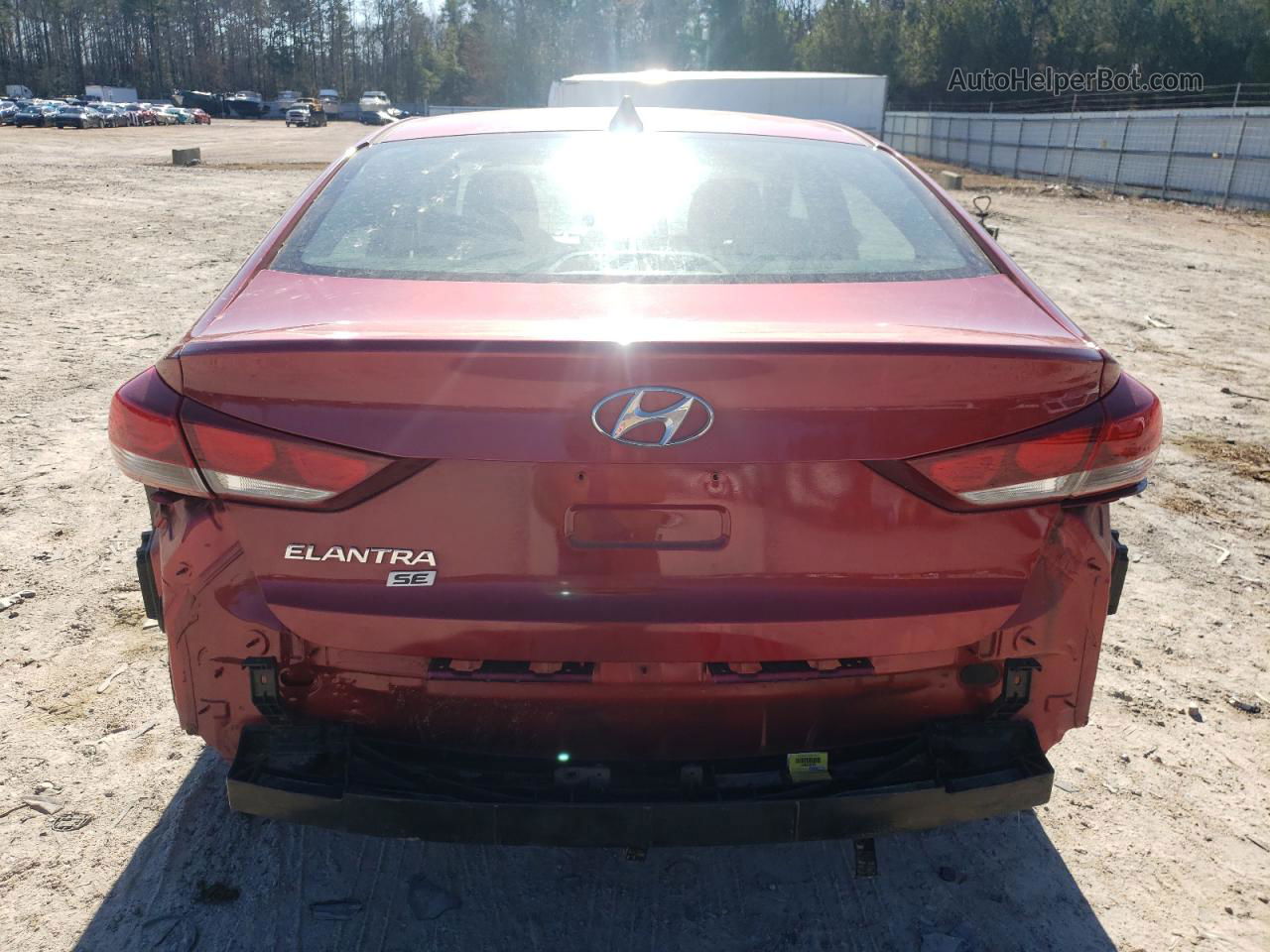 2017 Hyundai Elantra Se Red vin: 5NPD74LF5HH121416