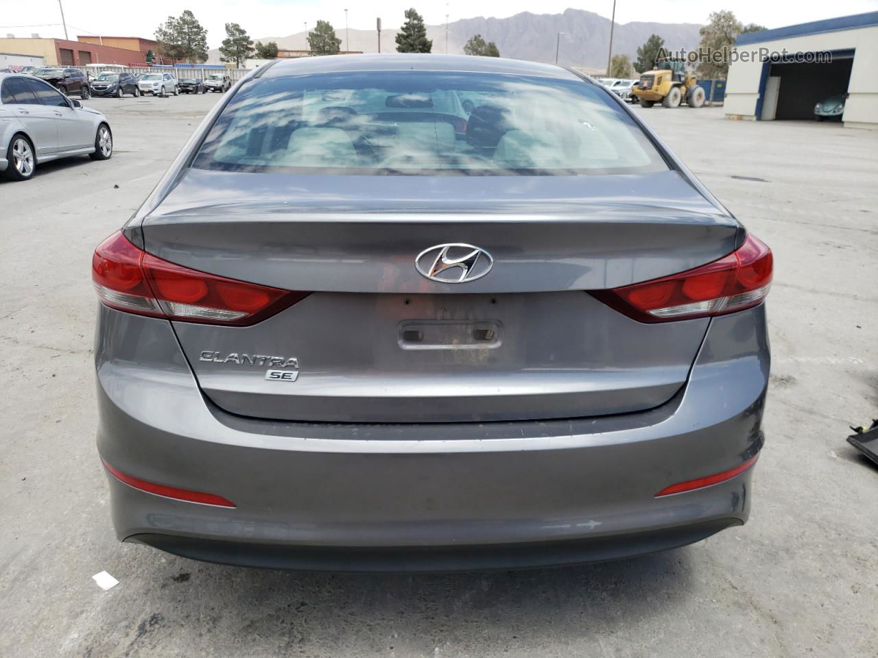 2018 Hyundai Elantra Se Gray vin: 5NPD74LF5JH352158