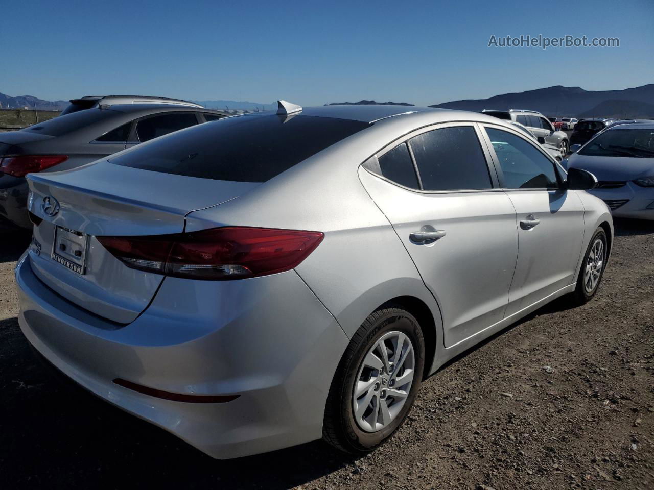 2018 Hyundai Elantra Se Silver vin: 5NPD74LF5JH392465