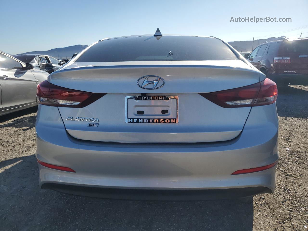 2018 Hyundai Elantra Se Silver vin: 5NPD74LF5JH392465