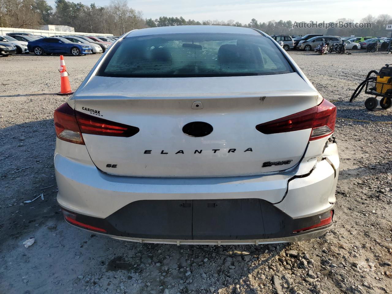 2019 Hyundai Elantra Se Silver vin: 5NPD74LF5KH453685