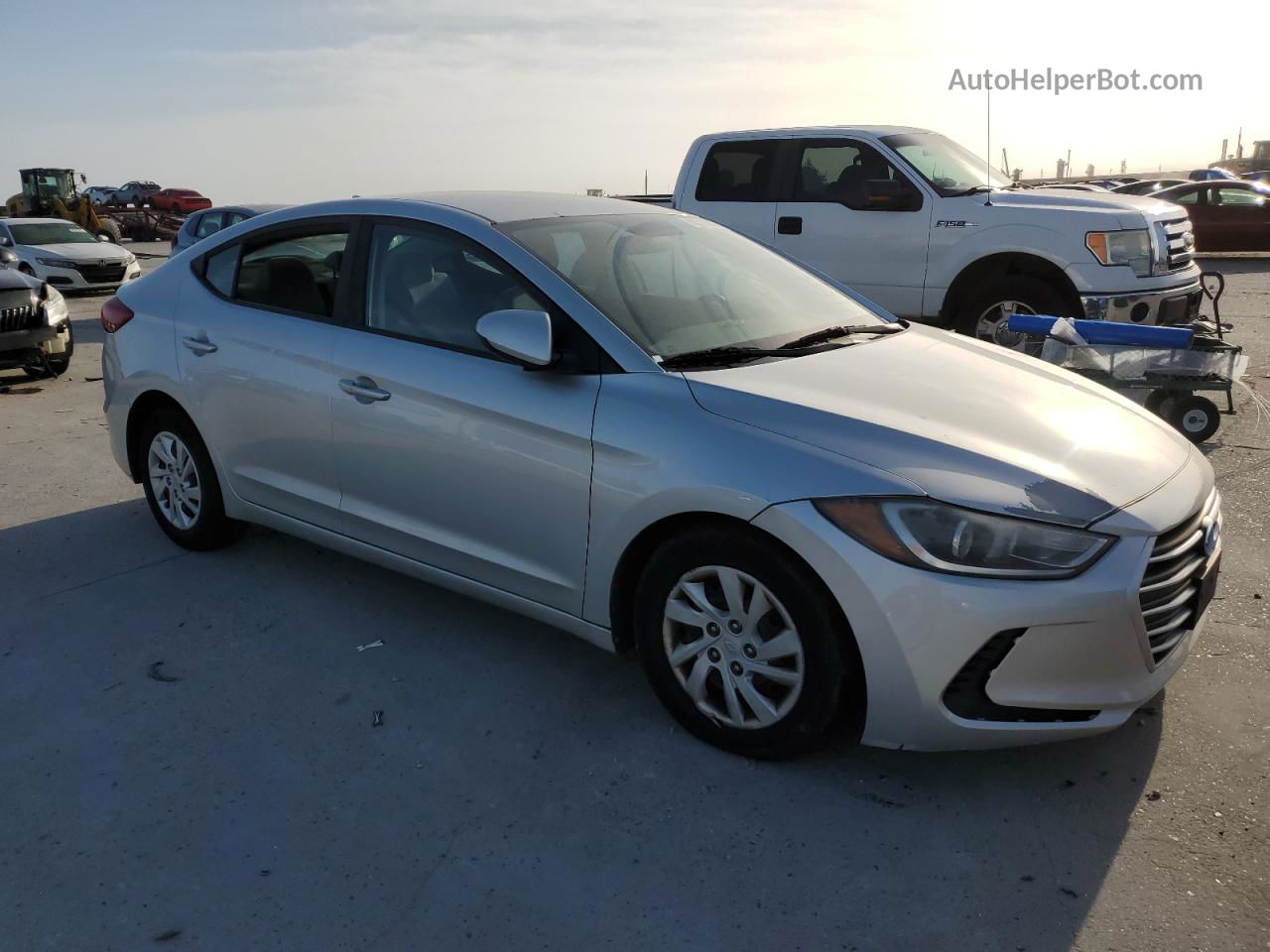 2017 Hyundai Elantra Se Silver vin: 5NPD74LF6HH165828