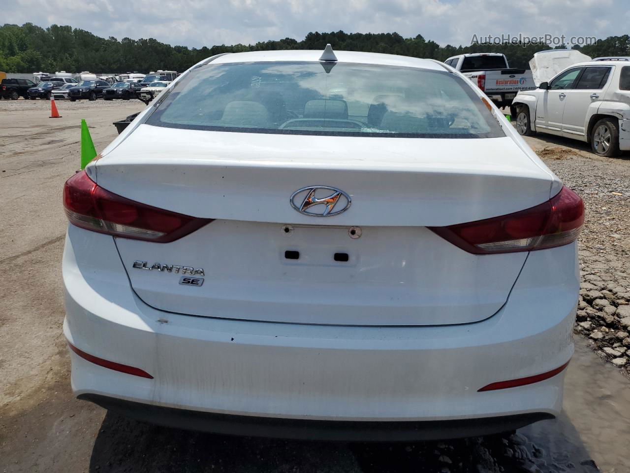 2017 Hyundai Elantra Se White vin: 5NPD74LF7HH138377