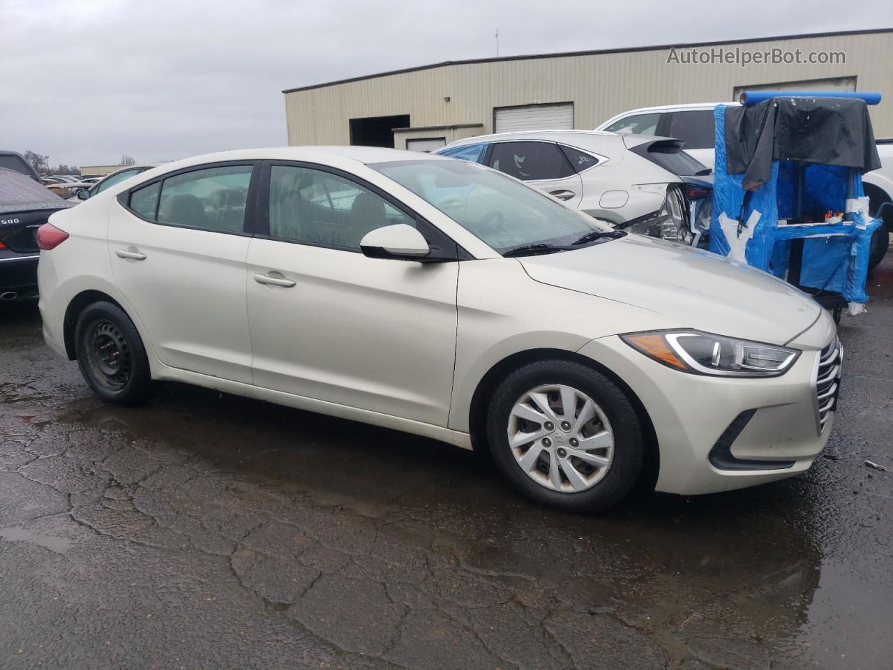 2017 Hyundai Elantra Se Бежевый vin: 5NPD74LF7HH181116