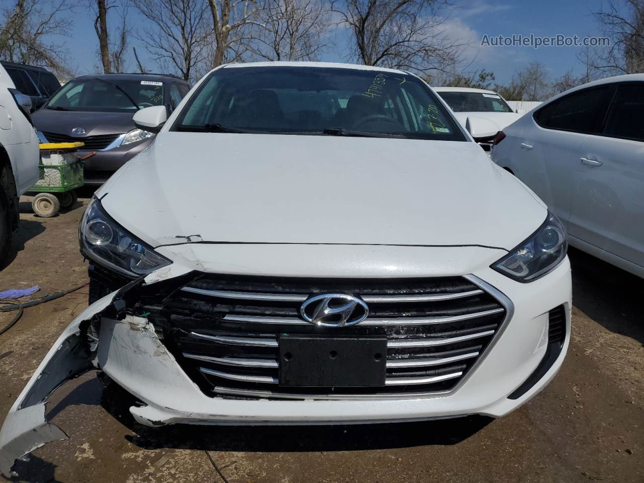 2017 Hyundai Elantra Se White vin: 5NPD74LF7HH199017