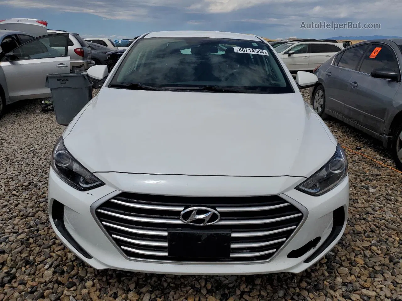 2018 Hyundai Elantra Se White vin: 5NPD74LF7JH321302