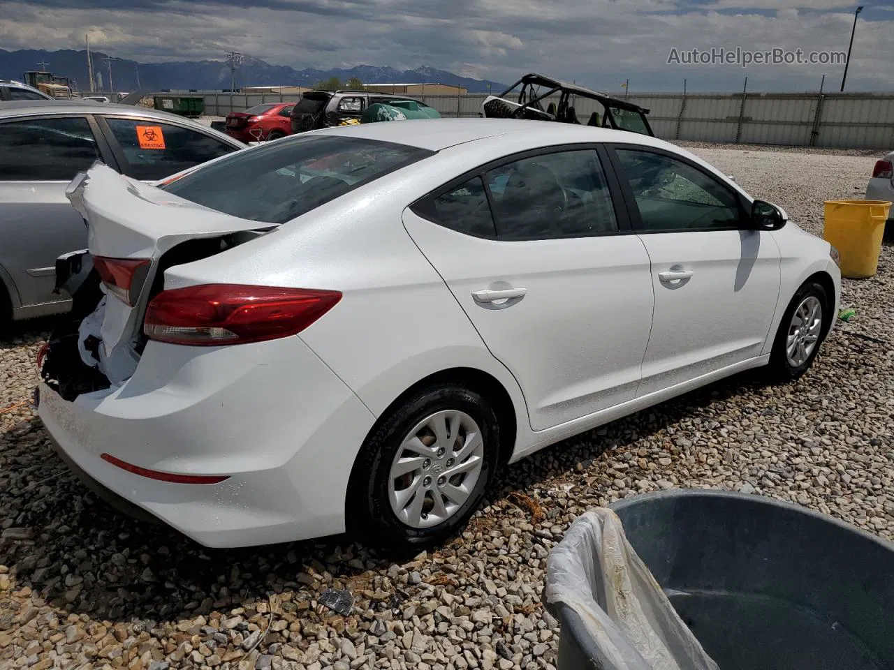 2018 Hyundai Elantra Se White vin: 5NPD74LF7JH321302