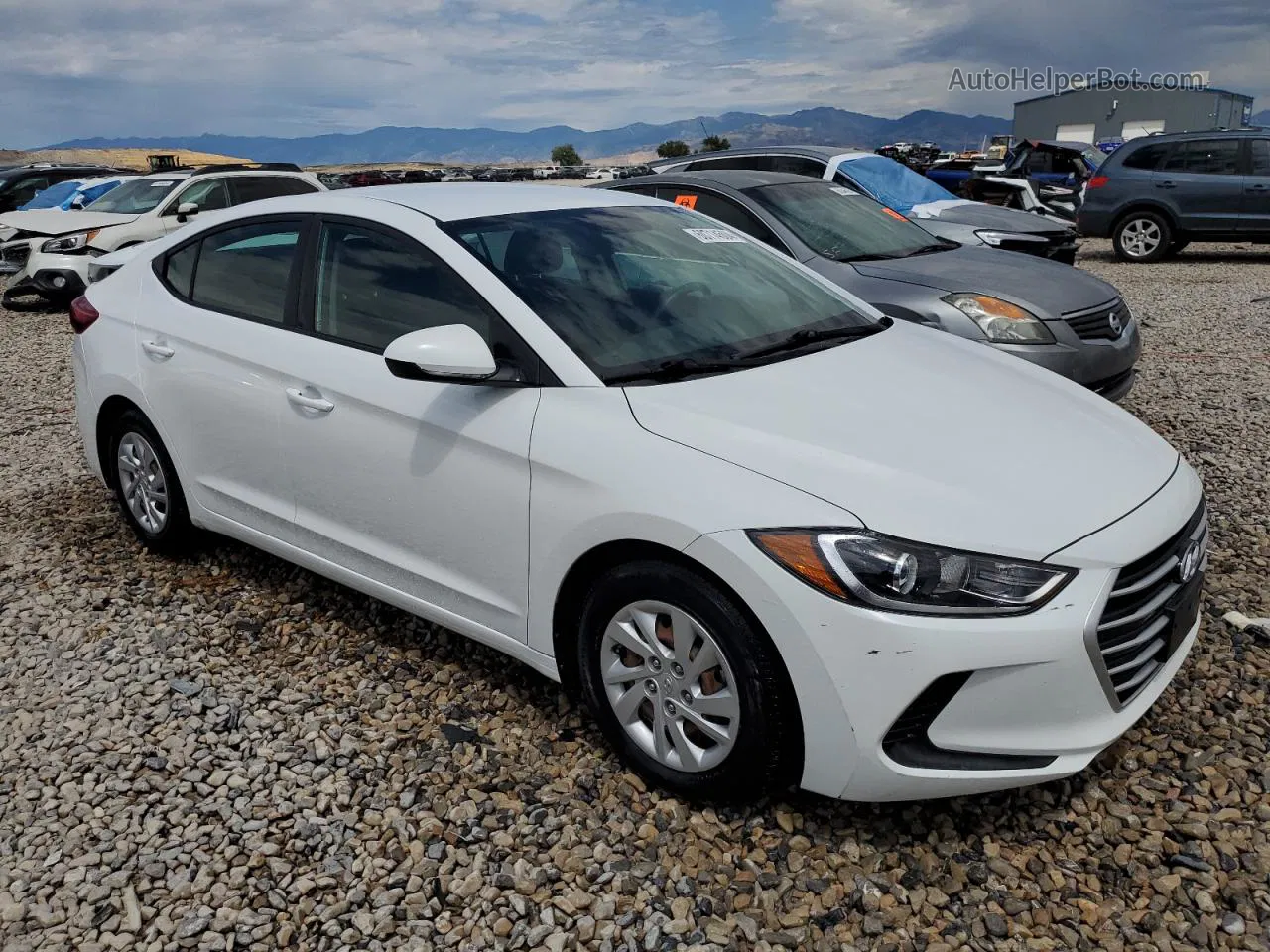 2018 Hyundai Elantra Se White vin: 5NPD74LF7JH321302