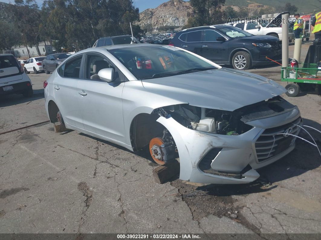 2018 Hyundai Elantra Se Silver vin: 5NPD74LF7JH325639