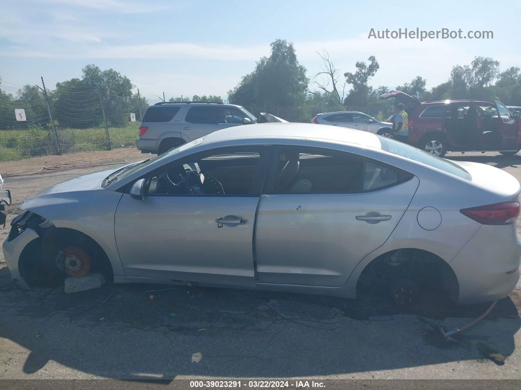 2018 Hyundai Elantra Se Silver vin: 5NPD74LF7JH325639