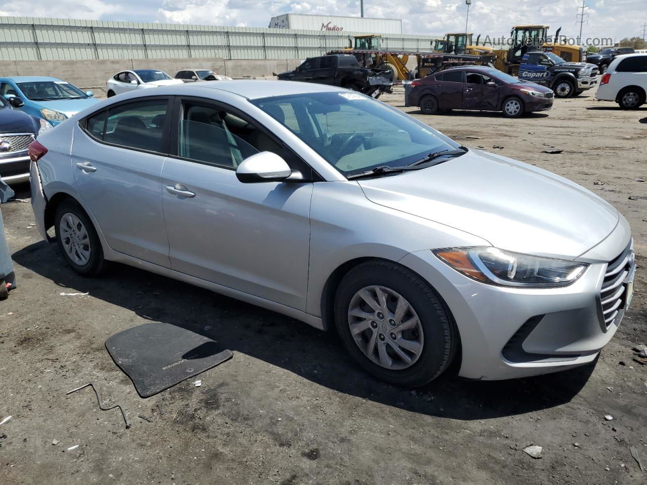 2018 Hyundai Elantra Se Silver vin: 5NPD74LF7JH340853